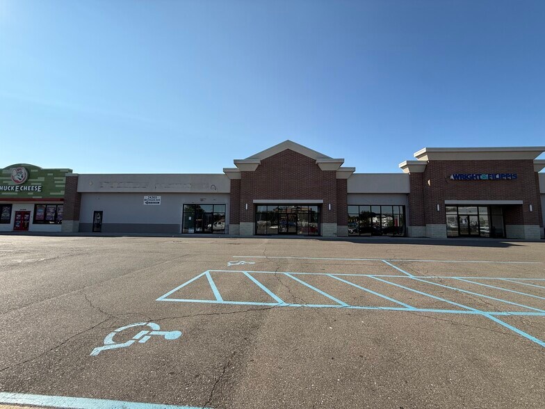 Primary Photo Of 24399-24411 Michigan Ave, Dearborn Freestanding For Lease