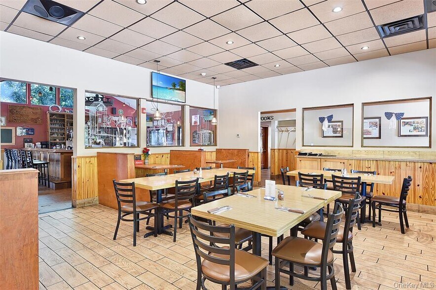 More Photos Of 809 Bloomingburg Rd, Bloomingburg Restaurant For Sale