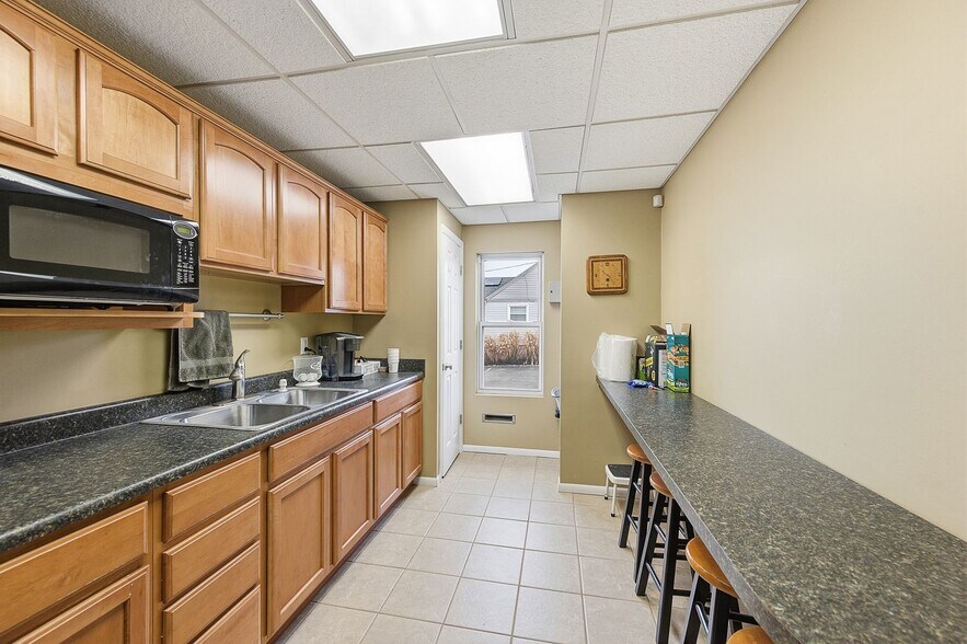 More Photos Of 1030 Main St, Milford Office For Sale