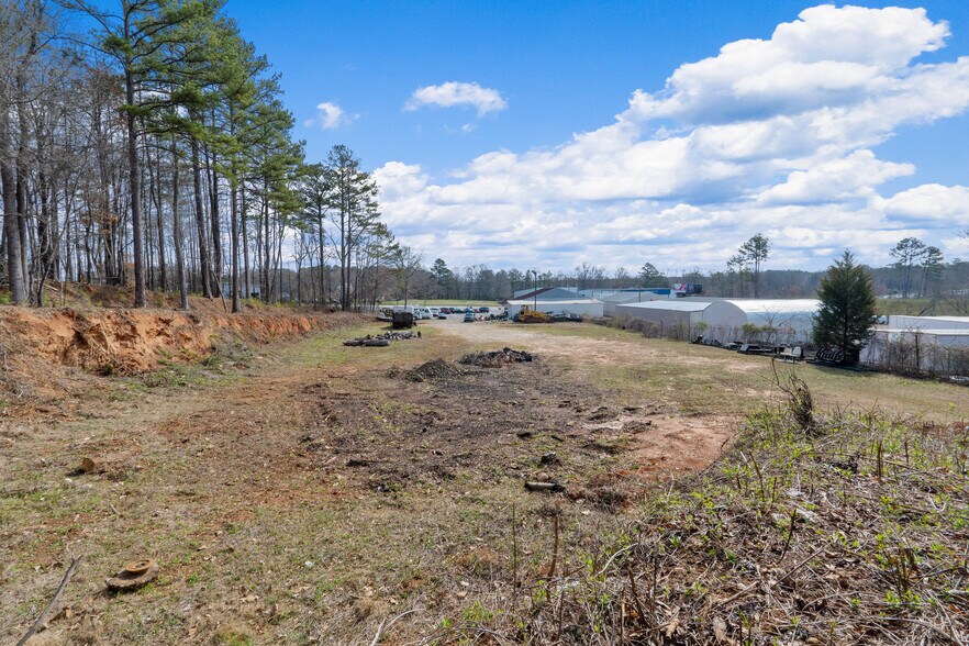 More Photos Of 7216 Hiram Douglasville Hwy, Douglasville Freestanding For Sale