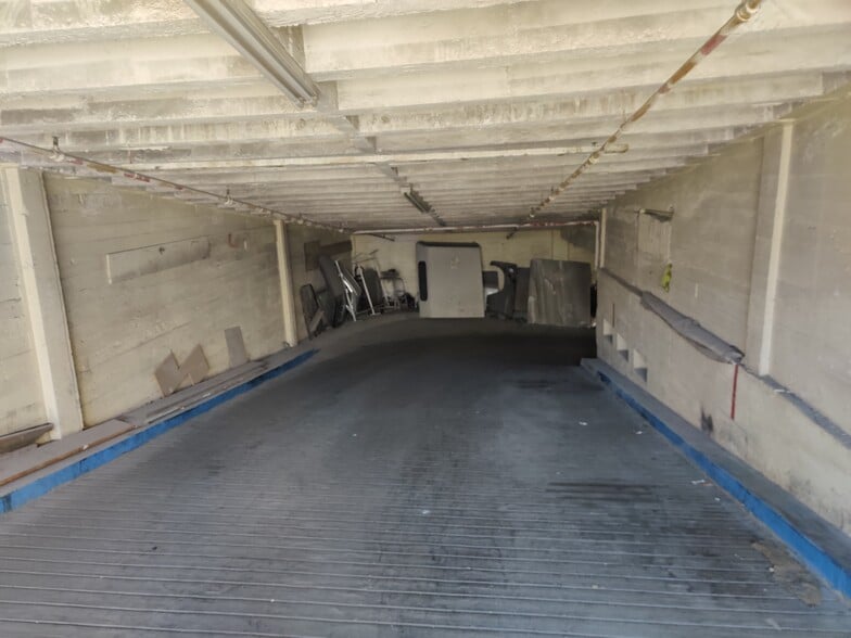 More Photos Of 715 Witmer St, Los Angeles Auto Repair For Sale