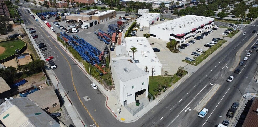 More Photos Of 22441 Western Ave, Torrance Land For Lease