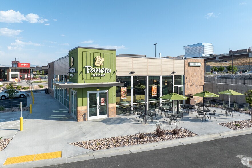 Primary Photo Of 2204 Hudson Ave, Lehi Restaurant For Sale