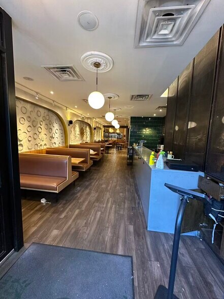 More Photos Of 610-612 Ninth Ave, New York Storefront For Lease