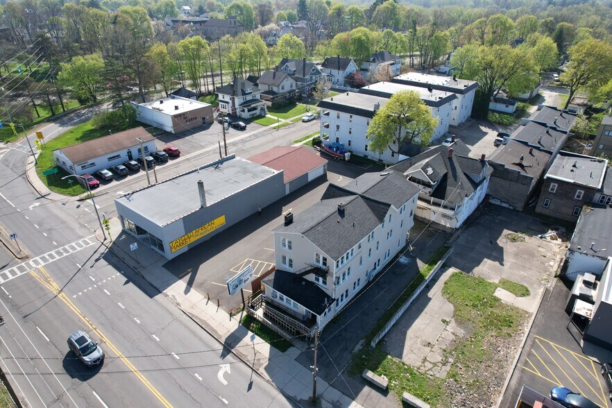 Primary Photo Of 1408 Main St, Endicott Apartments For Sale