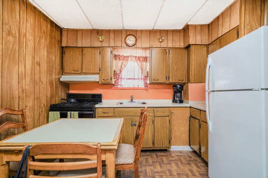 More Photos Of 2579 Cropsey Ave, Brooklyn Storefront Retail Residential For Sale