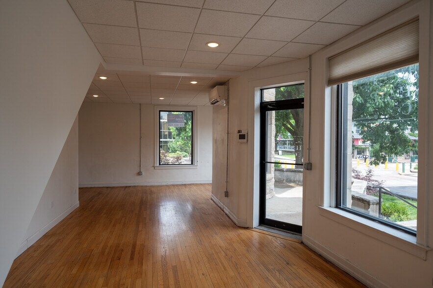 More Photos Of 322 E Kirkwood Ave, Bloomington General Retail For Sale
