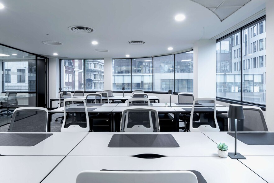 More Photos Of 18 King William St, London Office For Lease