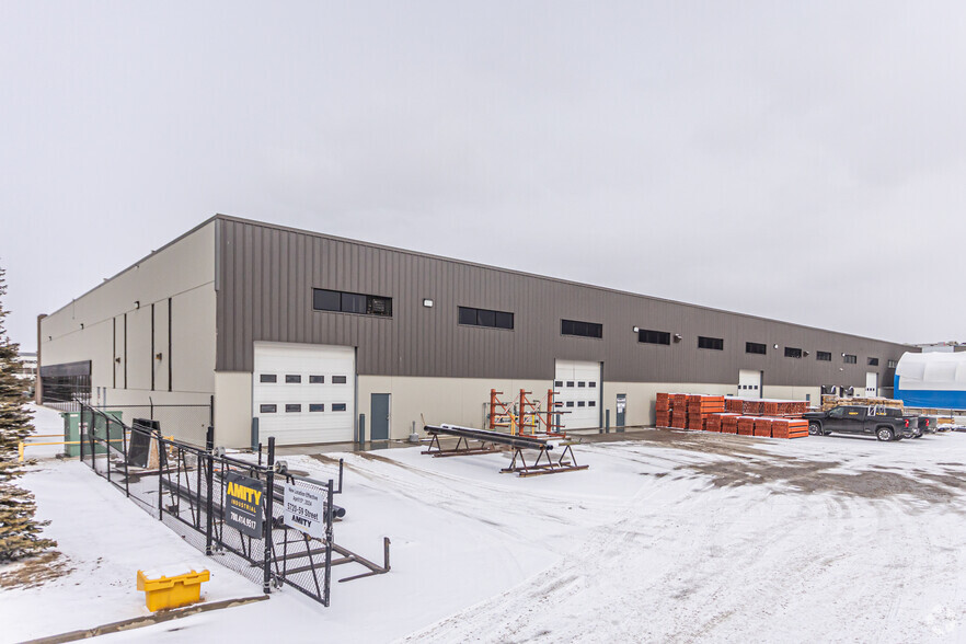 3521 56th Ave NW, Edmonton, AB T6B 3P7 Industrial For Lease