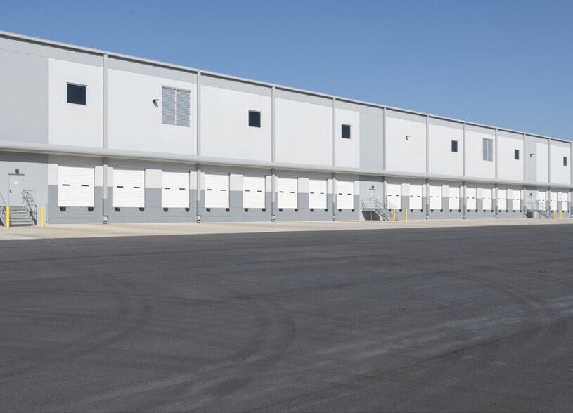 More Photos Of 2475 Hwy 155, Locust Grove Distribution For Lease