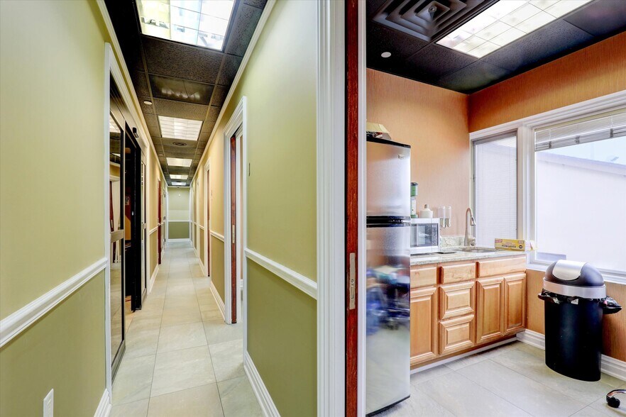 More Photos Of 176 US Highway 9, Englishtown Office For Lease