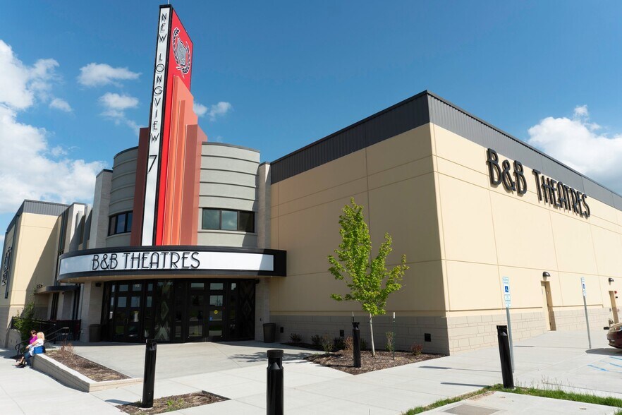 More Photos Of 3241 SW Fascination Dr, Lee's Summit Movie Theatre For Sale