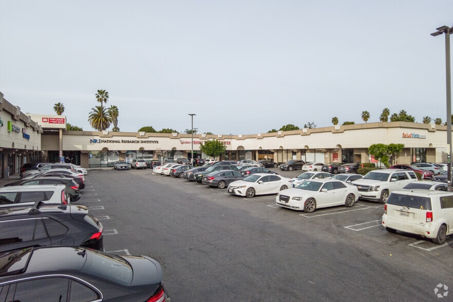 More Photos Of 6001-6021 Pacific Blvd, Huntington Park Unknown For Lease