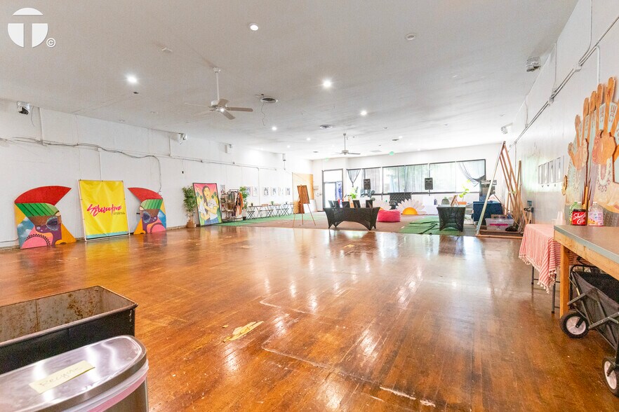 More Photos Of 2572 21st St, Sacramento Freestanding For Lease