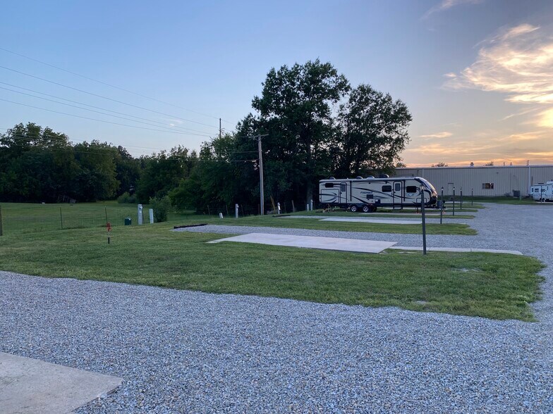 More Photos Of 1312 E 17th St, Trenton Manufactured Housing Mobile Home Park For Sale