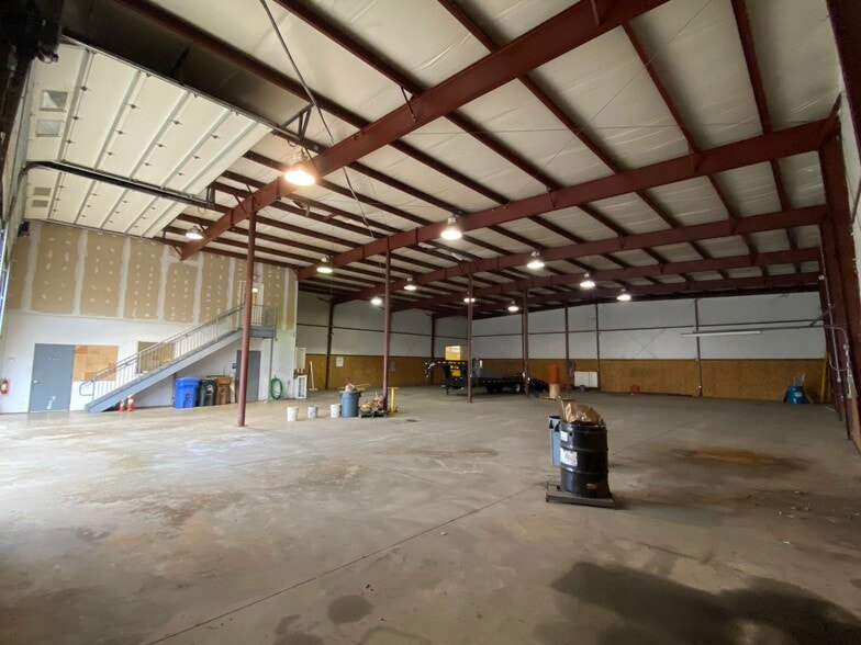 More Photos Of 111 Richardson Ave, Swedesboro Warehouse For Lease