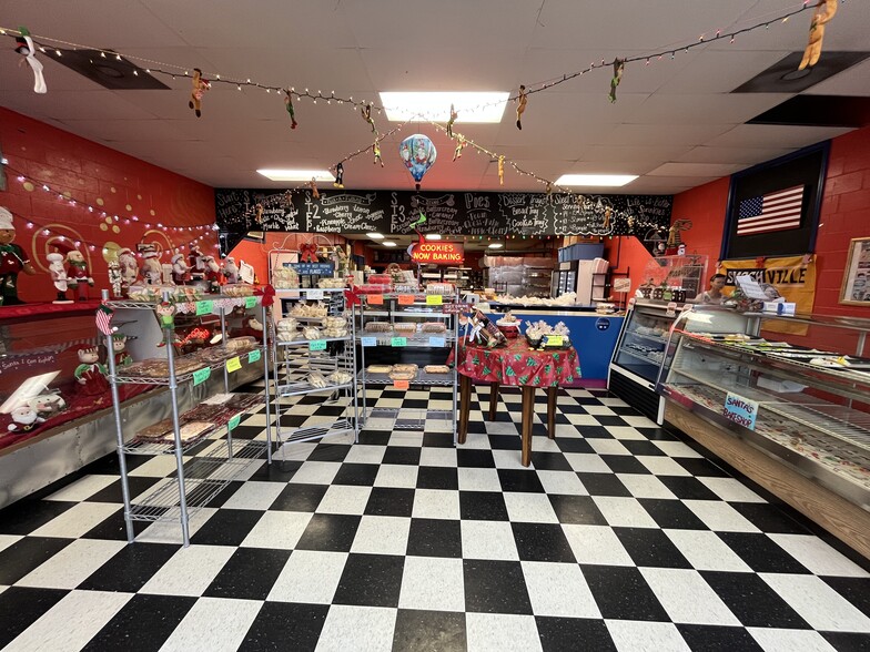 More Photos Of 3450 Lebanon Pike, Hermitage Freestanding For Sale