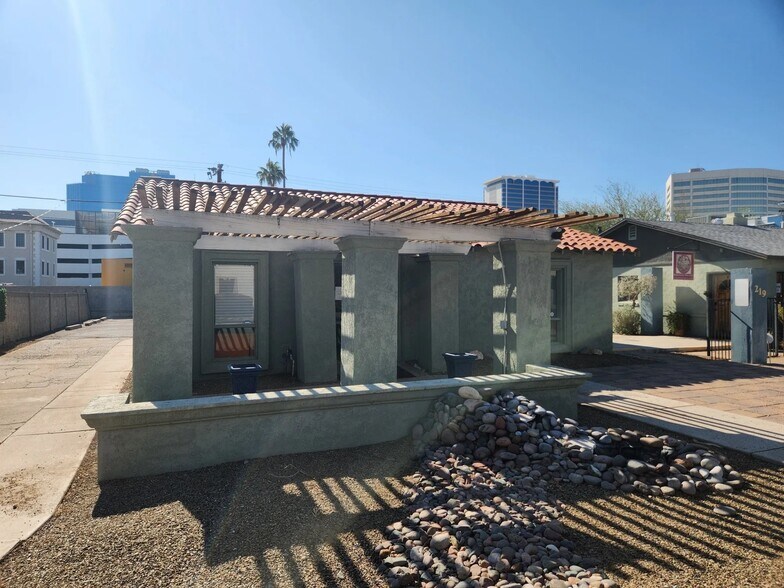 More Photos Of 219 E Lexington Ave, Phoenix Office Residential For Sale