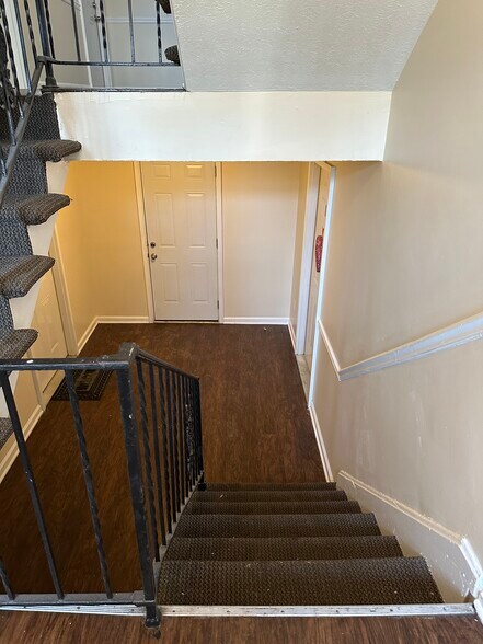 More Photos Of 7300-7310 Southside Dr, Louisville Apartments For Sale