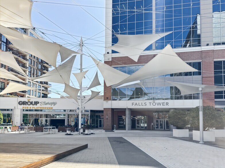 More Photos Of 355 S Main St, Greenville Coworking Space