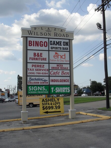 More Photos Of 1717 N Frazier St, Conroe Unknown For Sale