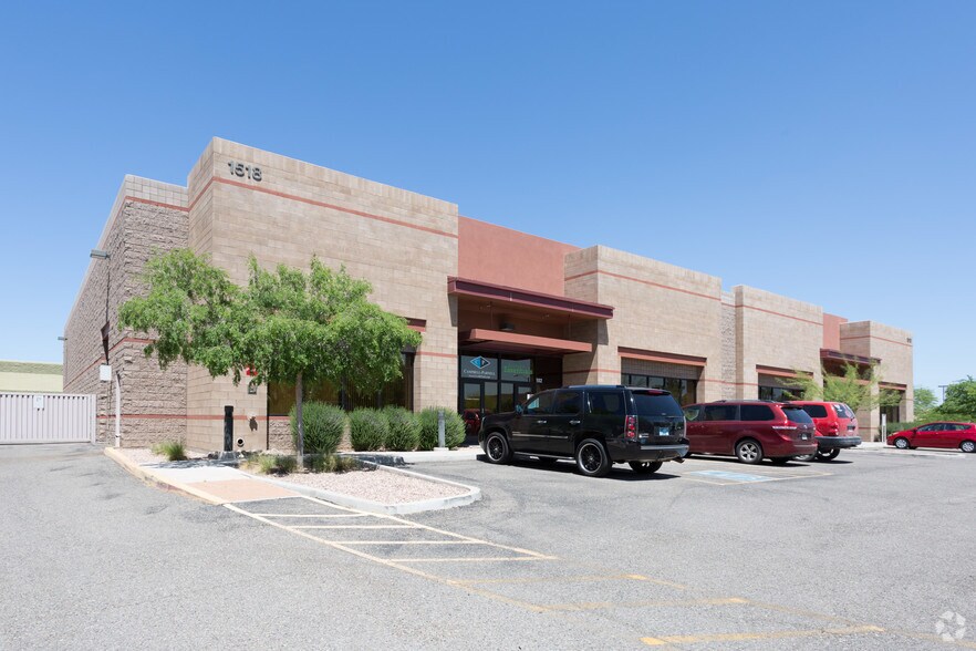 More Photos Of 1518 W Knudsen Dr, Phoenix Warehouse For Lease