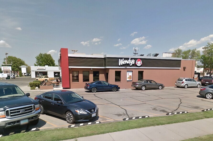 More Photos Of 900 E Bismarck Expy, Bismarck Fast Food For Lease