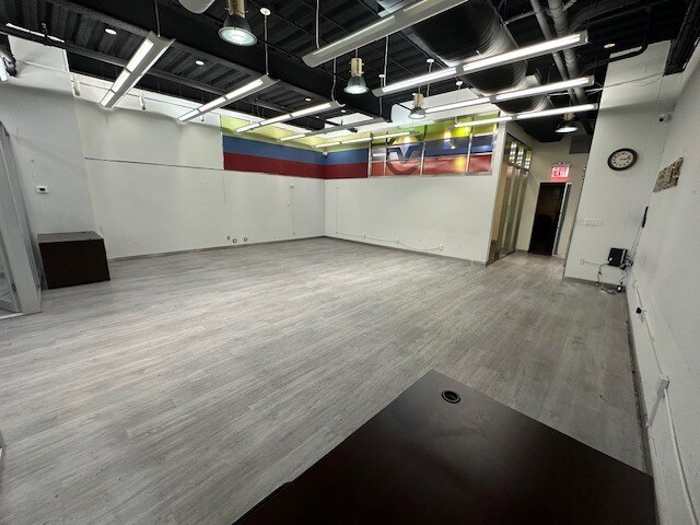 More Photos Of 13620 38th Ave, Flushing Office For Sale