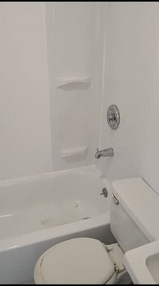 Primary Photo Of 1224 S Main St, Belen Freestanding For Lease