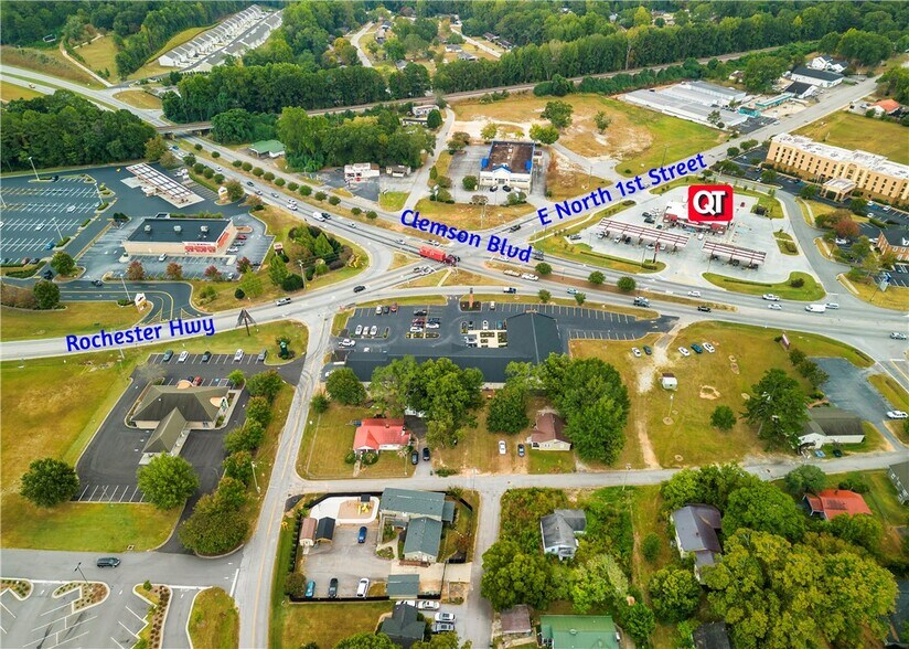More Photos Of 100 Century Plaza Dr, Seneca Office For Lease