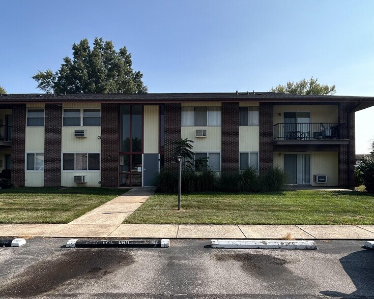 More Photos Of 7499 Hazelcrest Dr, Hazelwood Apartments For Sale