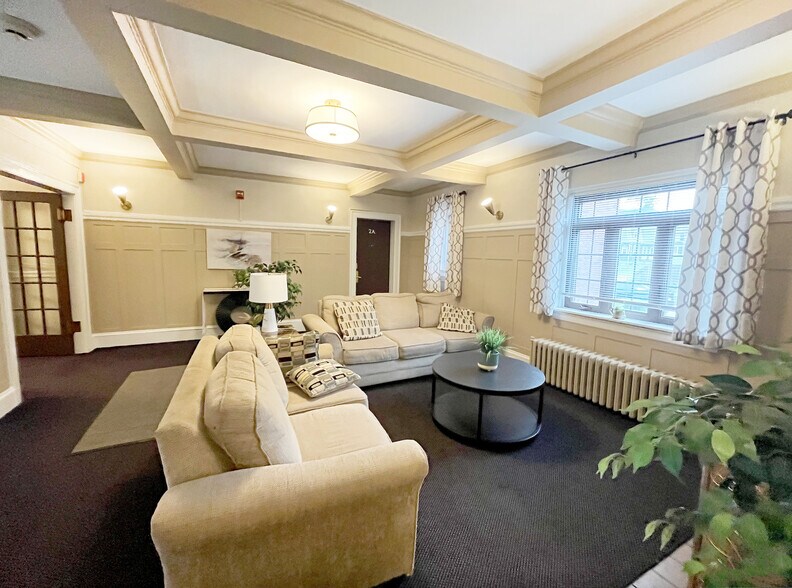 More Photos Of 21 Fruit St, Worcester Apartments For Sale