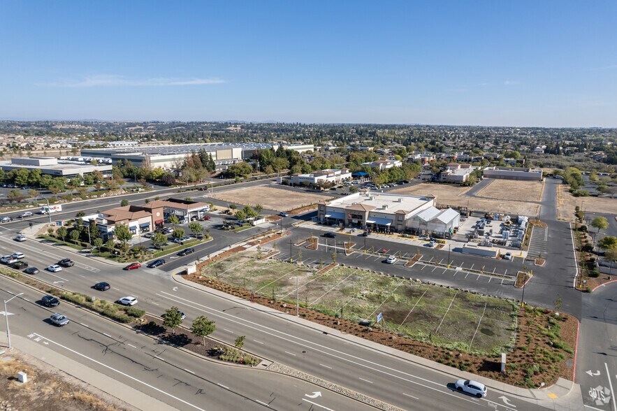 More Photos Of 5651 Lonetree Blvd, Rocklin General Retail For Sale