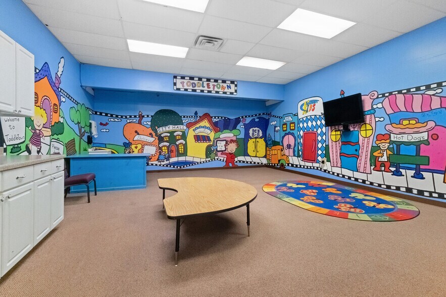 More Photos Of 814 E Cherokee Ave, Sallisaw Religious Facility For Sale