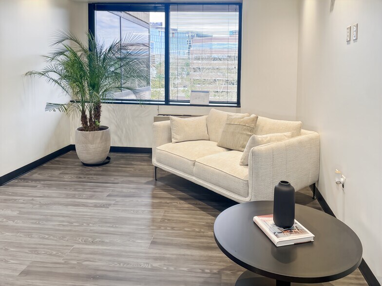 More Photos Of 11490 Commerce Park Dr, Reston Coworking Space