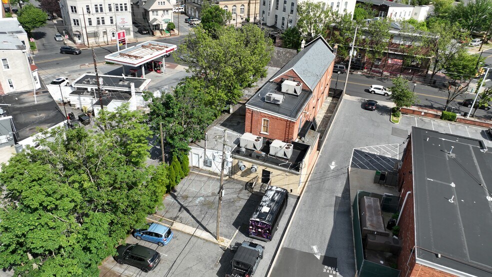 More Photos Of 215-217 Broadway, Bethlehem Restaurant For Lease
