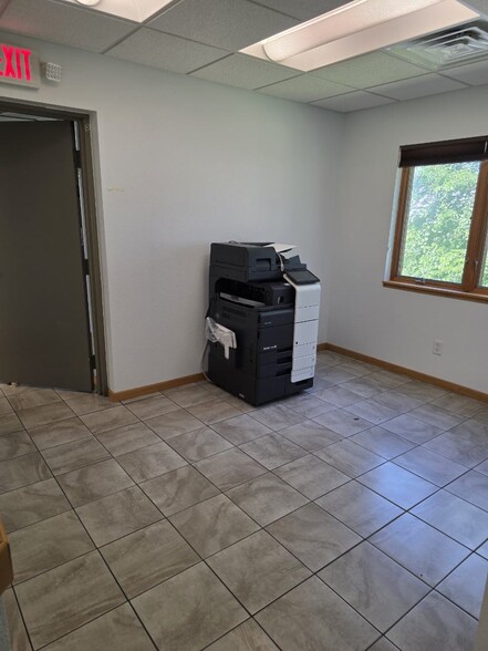 More Photos Of 1130 Sextonville Rd, Richland Center Medical For Lease