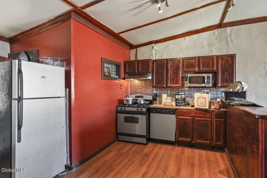 More Photos Of , Albany Unknown For Sale