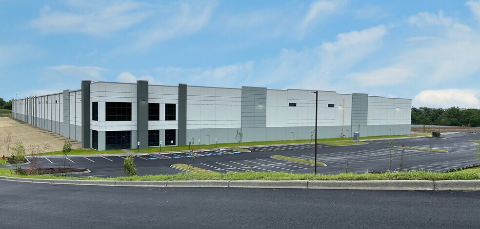 Primary Photo Of 406 Logistics Dr, Shelbyville Distribution For Lease