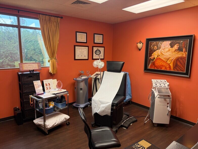 More Photos Of 2266 Nc-16, Denver Office For Sale