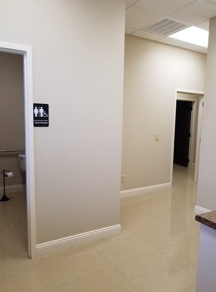 More Photos Of 1604 E Fire Tower Rd, Greenville Office For Lease