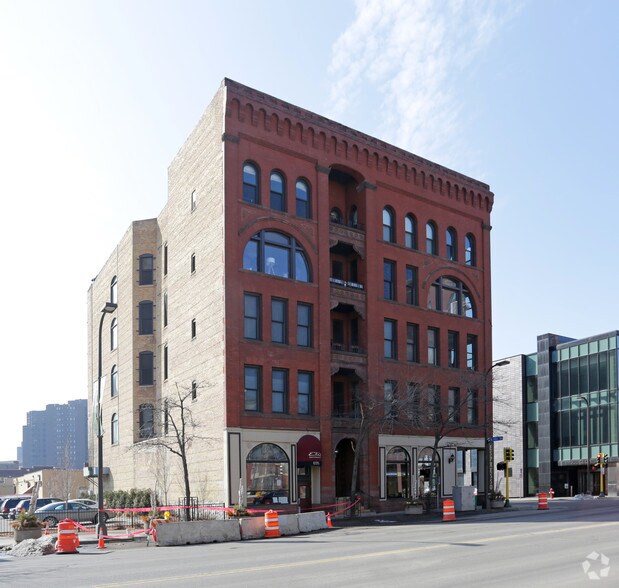 More Photos Of 1225 Hennepin Ave, Minneapolis Apartments For Sale