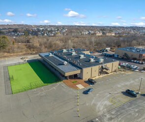 More Photos Of 7 Hutchinson Dr, Danvers General Retail For Sale