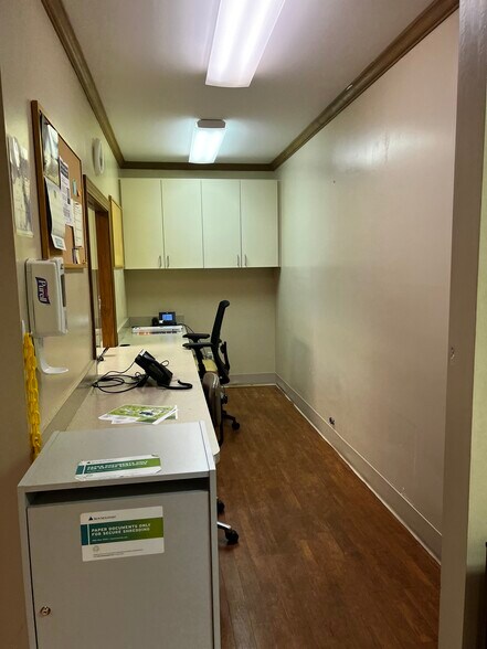 More Photos Of 89 Hospital Dr, Brevard Medical For Lease