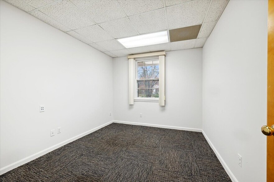 More Photos Of 515 Church St, Bound Brook Medical For Sale