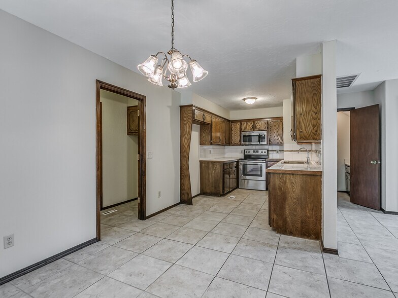 More Photos Of , Oklahoma City Specialty For Sale