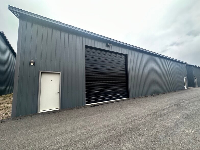 More Photos Of 2549 Cottontail rd, Bozeman Warehouse For Lease
