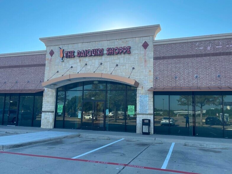 More Photos Of 1837 W Frankford Rd, Carrollton Unknown For Lease