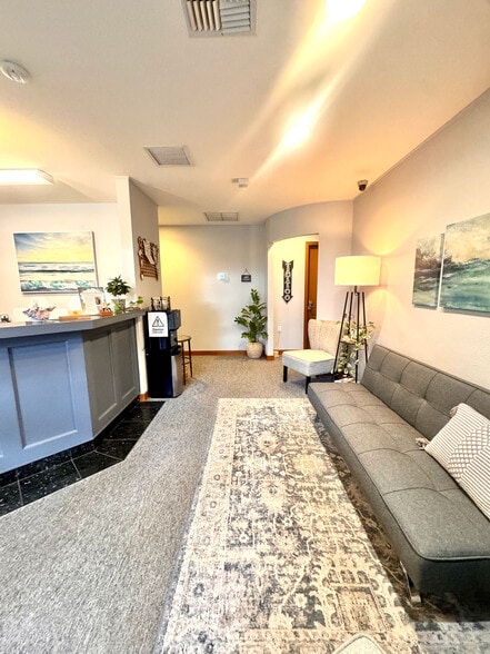 More Photos Of 1800 Cooper Point Rd SW, Olympia Office For Sale