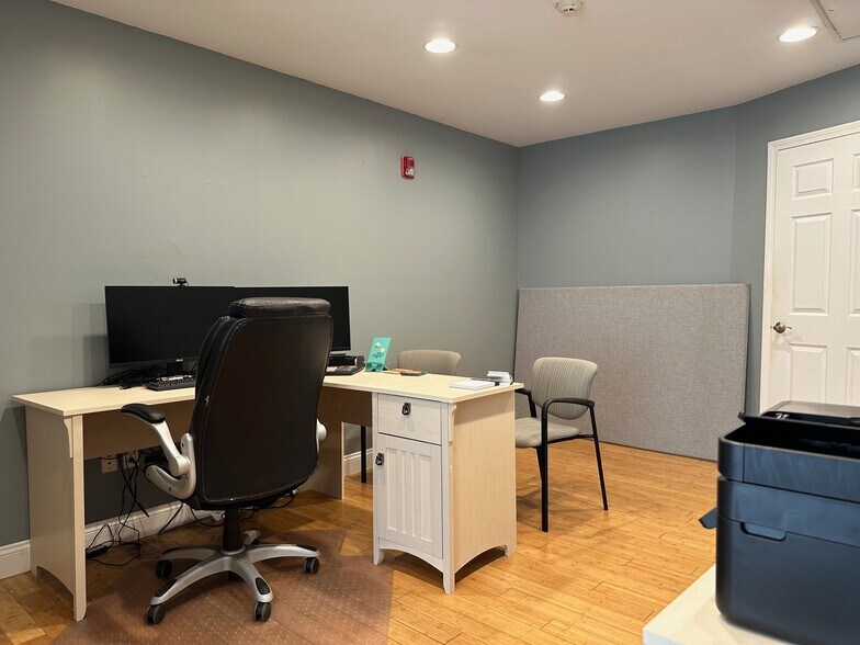 More Photos Of 454 Main St, Durham Freestanding For Sale